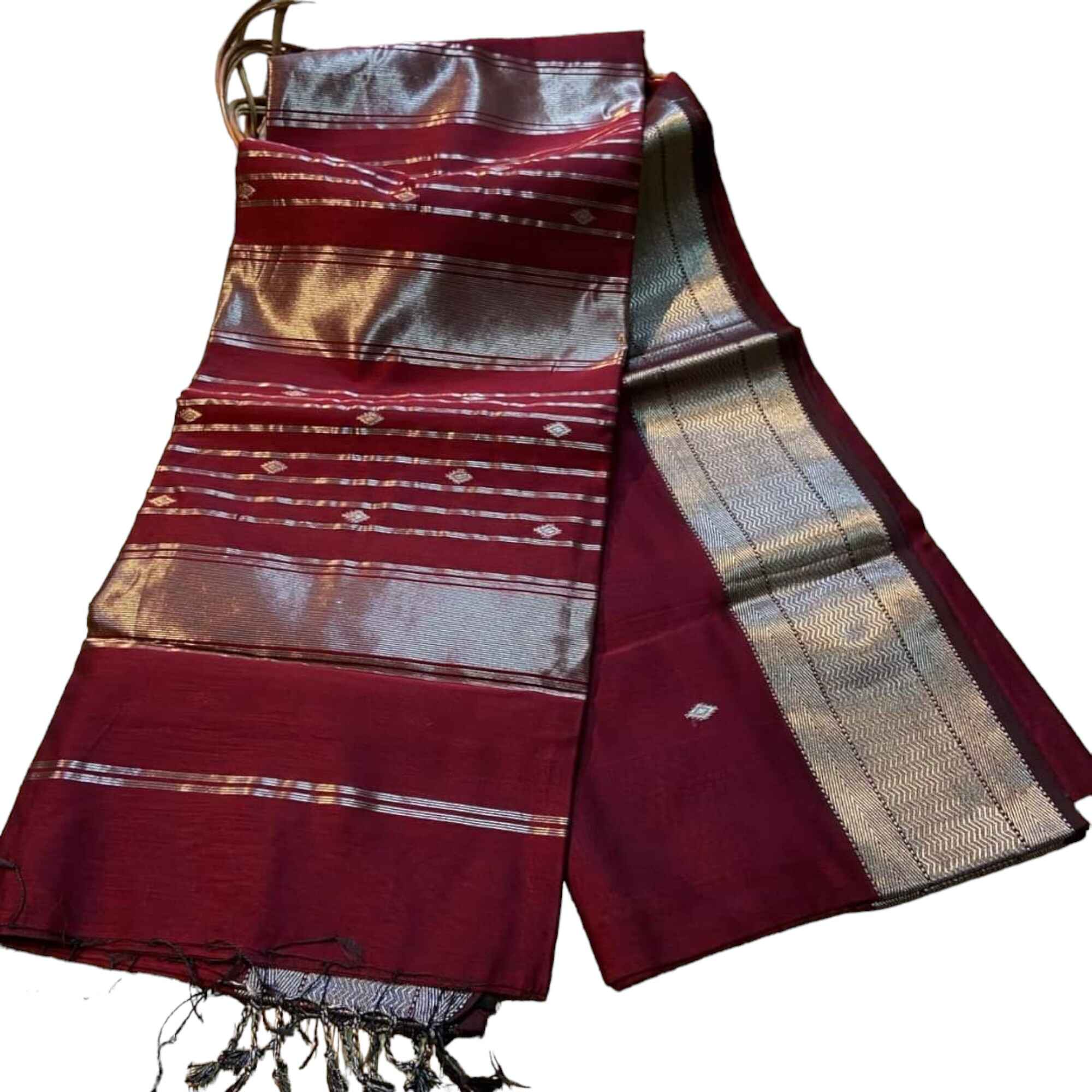 Maheshwari Silver Border Saree