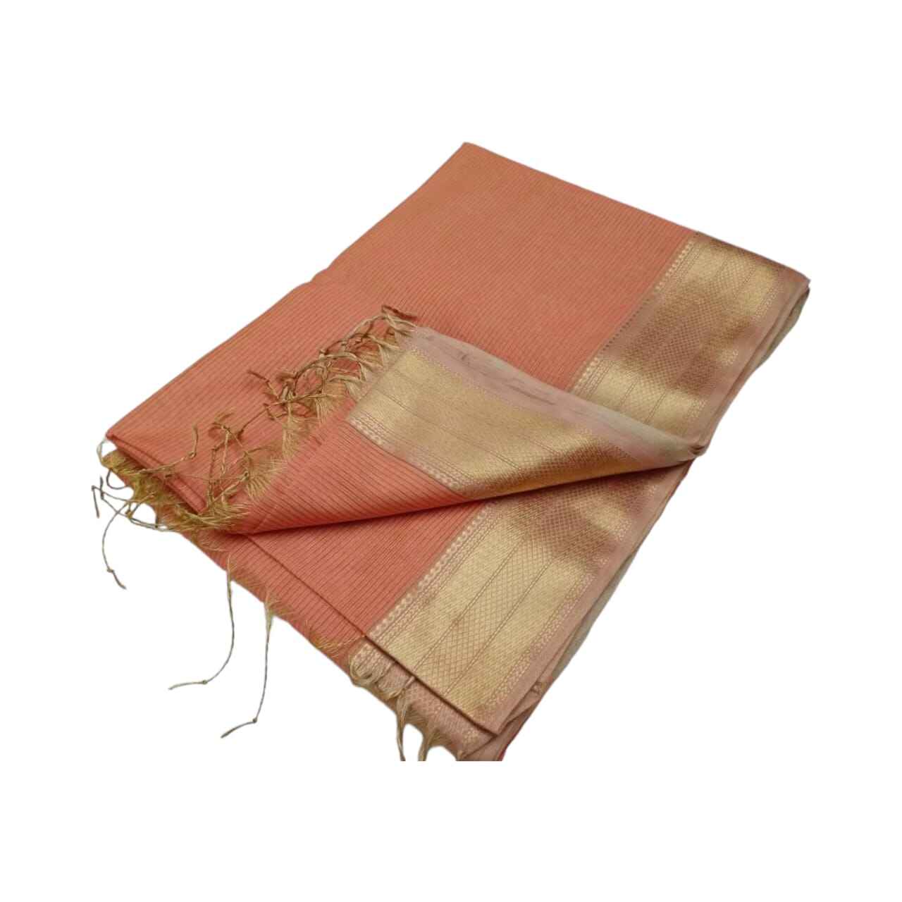 tissue saree is a luxurious and elegant traditional Indian